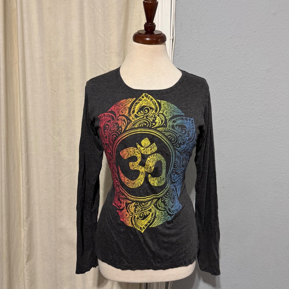 Lokazu Om Mandala Graphic Long Sleeve Bohemian Indie T‎ Shirt Women Size Medium